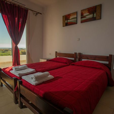 Elpidis Villa Kokkinos Pyrgos Dış mekan fotoğraf